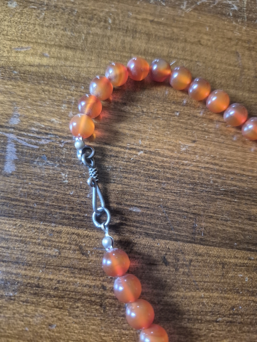 Handcrafted Red Agate Bead Necklace with Jade Pendant - Picture 6 of 8